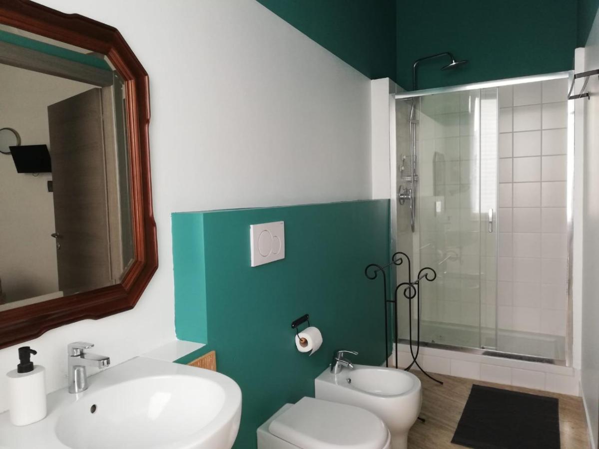 La Cordata Accommodation - Woodhouse Bike Hotel 시니셀로발사모 외부 사진