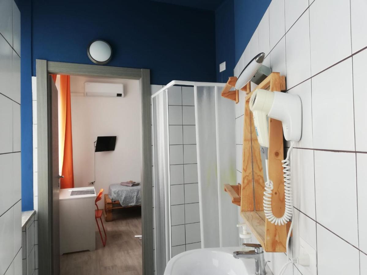La Cordata Accommodation - Woodhouse Bike Hotel 시니셀로발사모 외부 사진