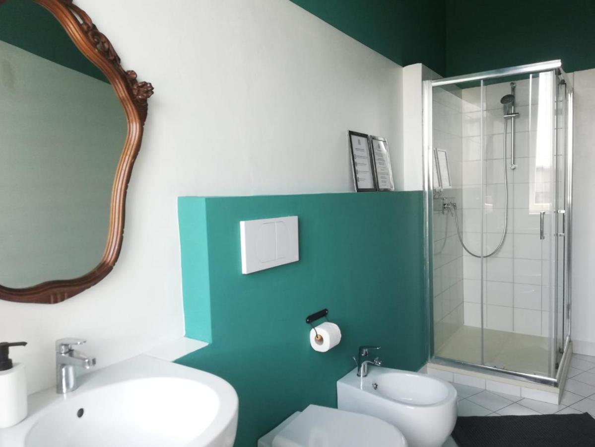 La Cordata Accommodation - Woodhouse Bike Hotel 시니셀로발사모 외부 사진