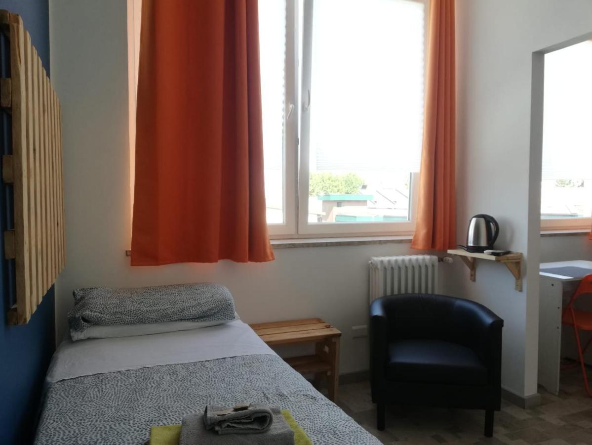 La Cordata Accommodation - Woodhouse Bike Hotel 시니셀로발사모 외부 사진